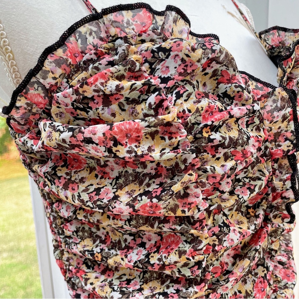 UO Iris Black Floral Sweetheart Spaghetti Strap Ruched Stretch Mini Dress - Picture 4 of 12